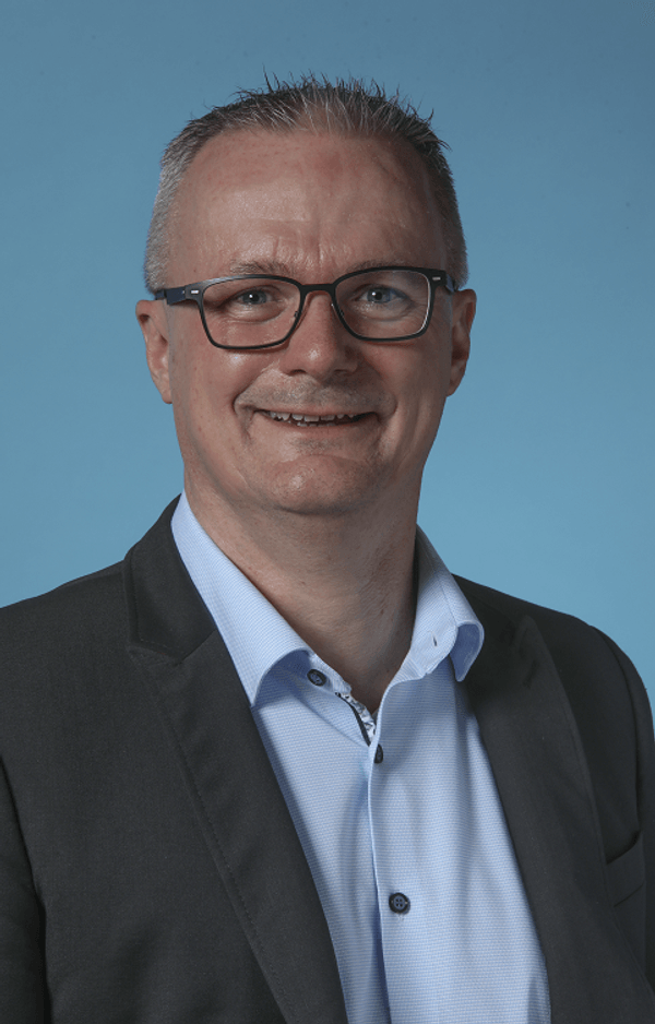 Simon Diezi Neu.png